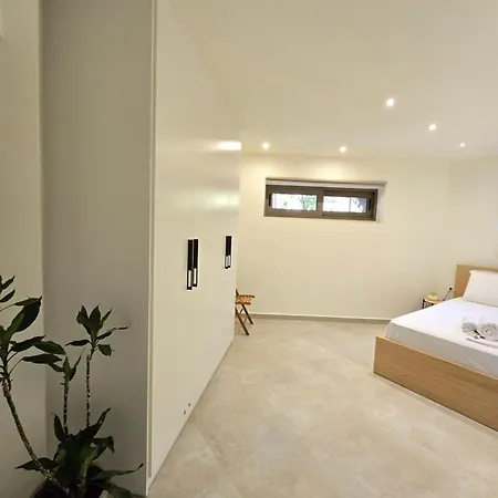 Wind Apartment In Agia Roumeli Exterior photo